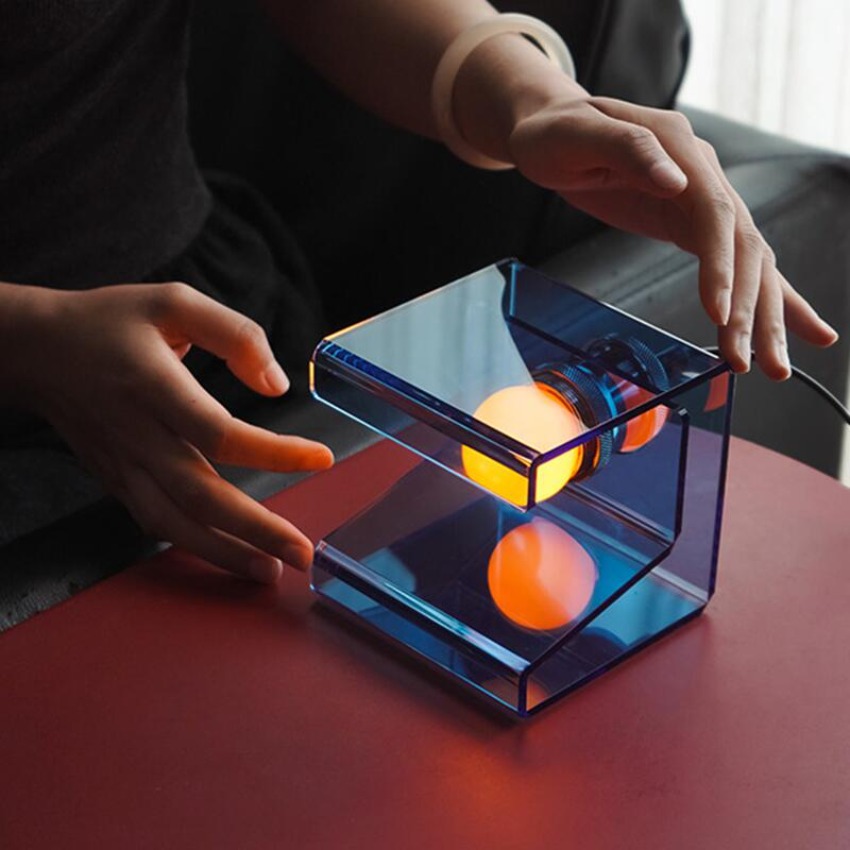 Moderne acryl kubusvormige taf - Desk Setup Minimalist recensie en prijs